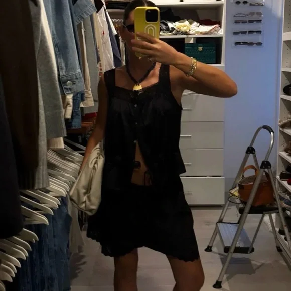 NWT Laneway the Label Black Lace Trim Camisole Top XS - Picture 4 of 4